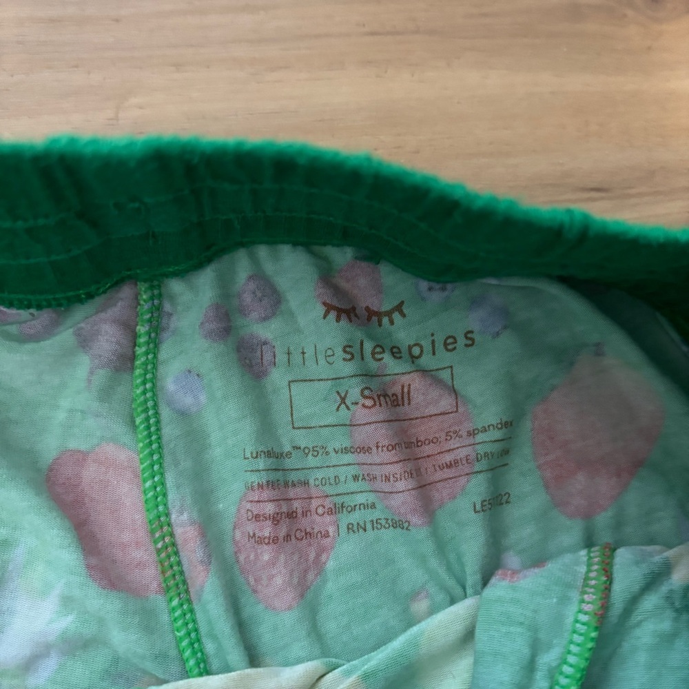 Little Sleepies Colorful Fruit Print Pajamas XS - Picture 3 of 3
